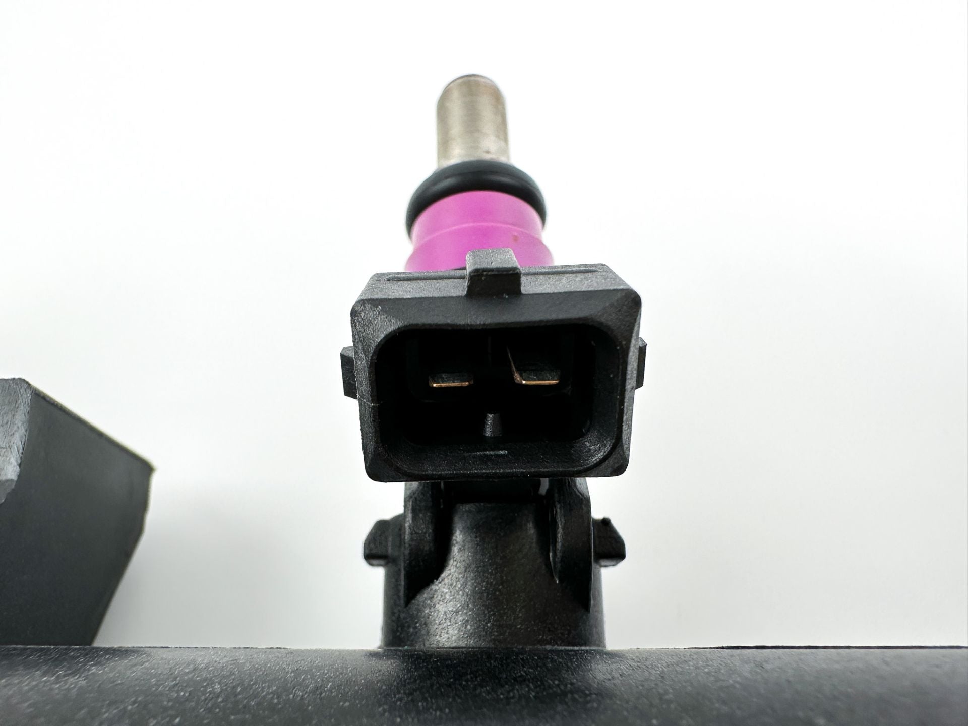 2014 Mercury 115 HP 4 Stroke Outboard Fuel Injector Set W/ Rail 8M0006027 OEM