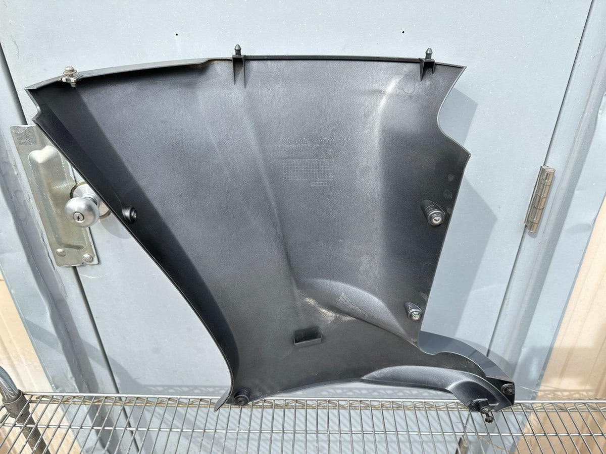 2022 Yamaha 200 HP 4 Stroke Outboard Lower Apron Cowling Port 6DA-42740-01-00 OEM