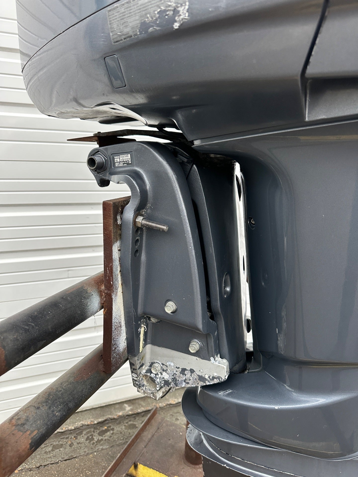 2004 Yamaha 225 HP 4 Stroke Outboard Engine Complete F225TXRC OEM