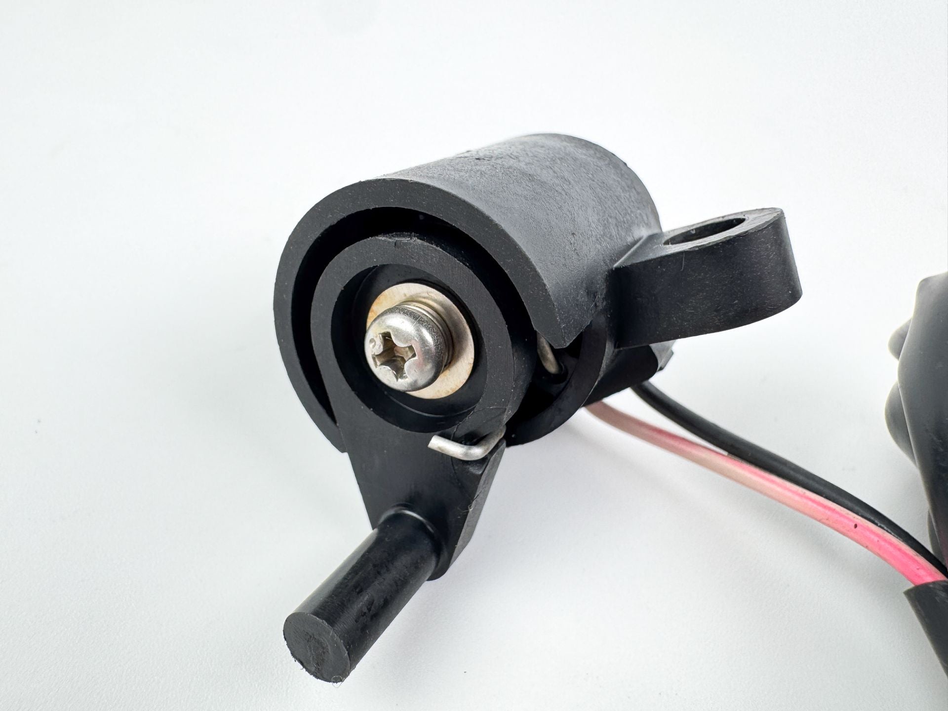 2001 Yamaha 40 HP 4 Stroke Outboard Trim Sender Unit Sensor 64E-83672-02-00 OEM