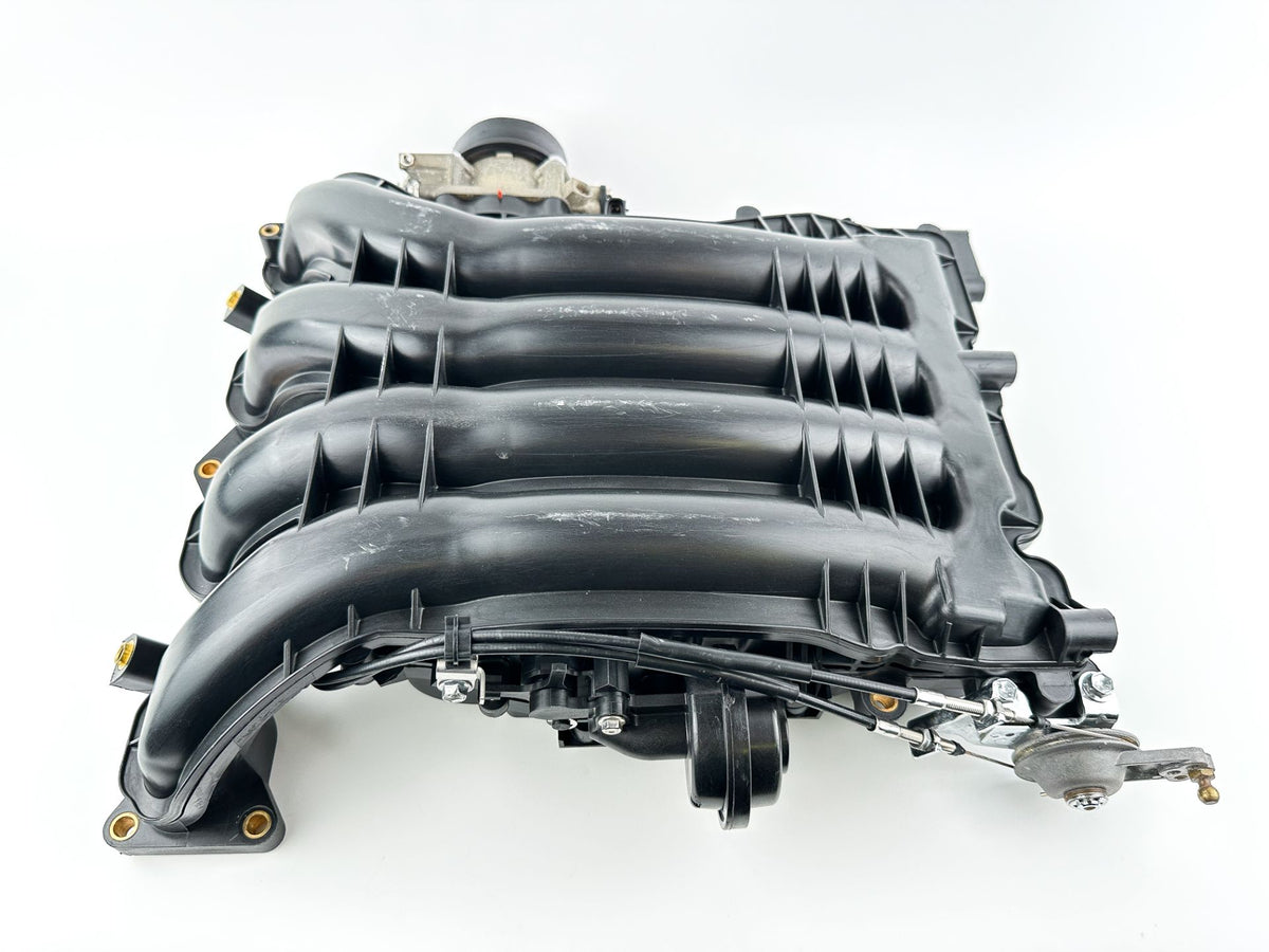 2007 Suzuki 175 HP 4 Stroke Outboard Intake Manifold 13110-96J00 OEM