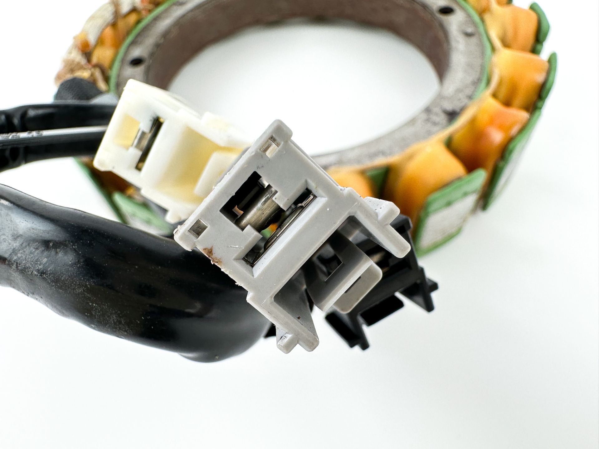 2005 Suzuki 115 HP 4 Stroke Outboard Stator Charging Coil 32120-90J10 OEM