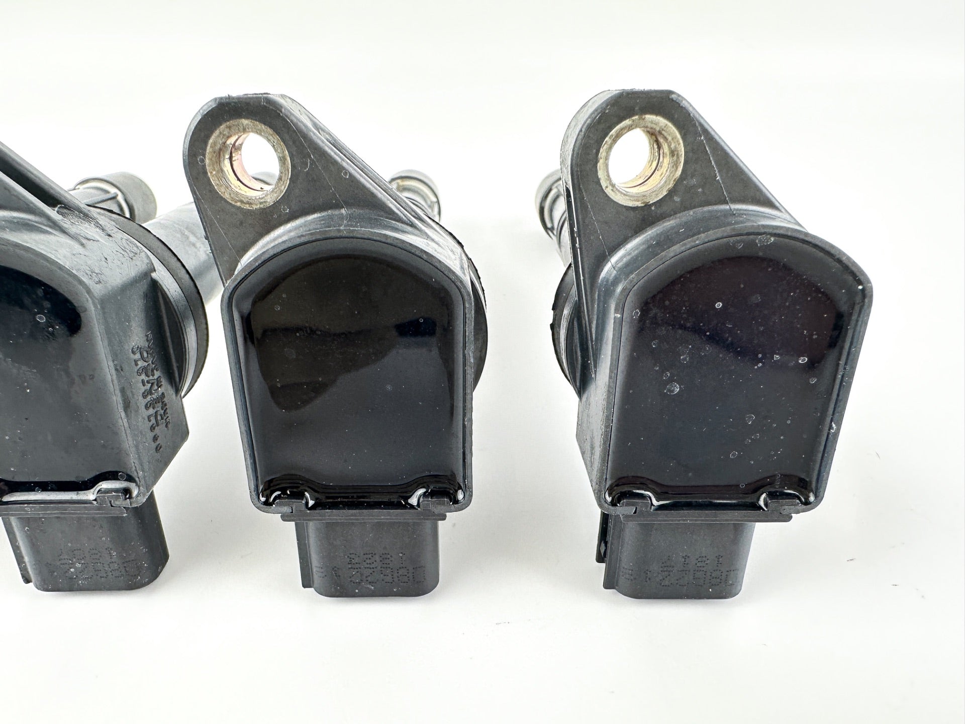 2006 Honda 135 HP 4 Stroke Outboard Ignition Coil Set 30520-RRA-007 OEM