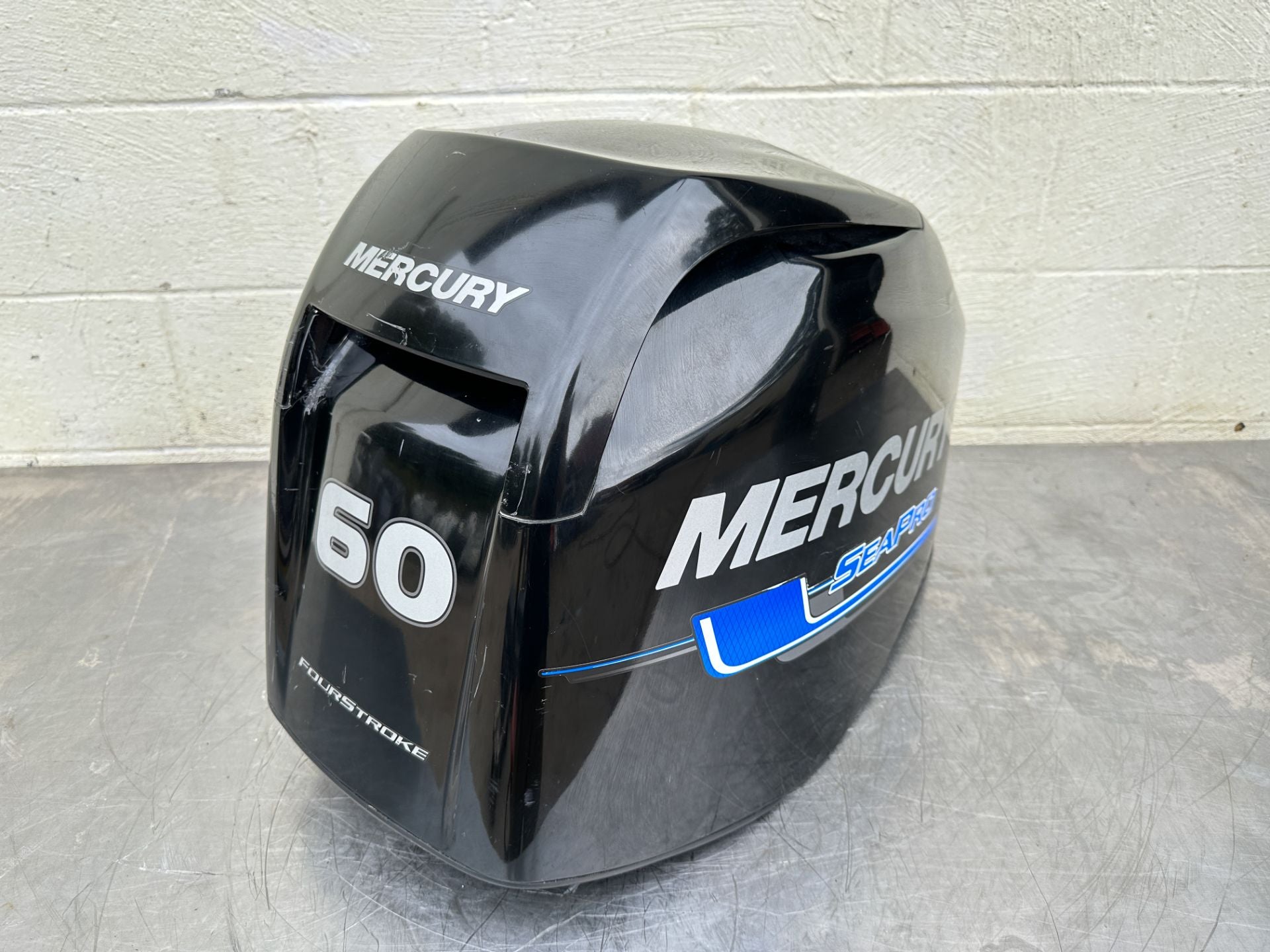 2018 Mercury 60 HP 4 Stroke Outboard Top Cowling 8M0118165 OEM
