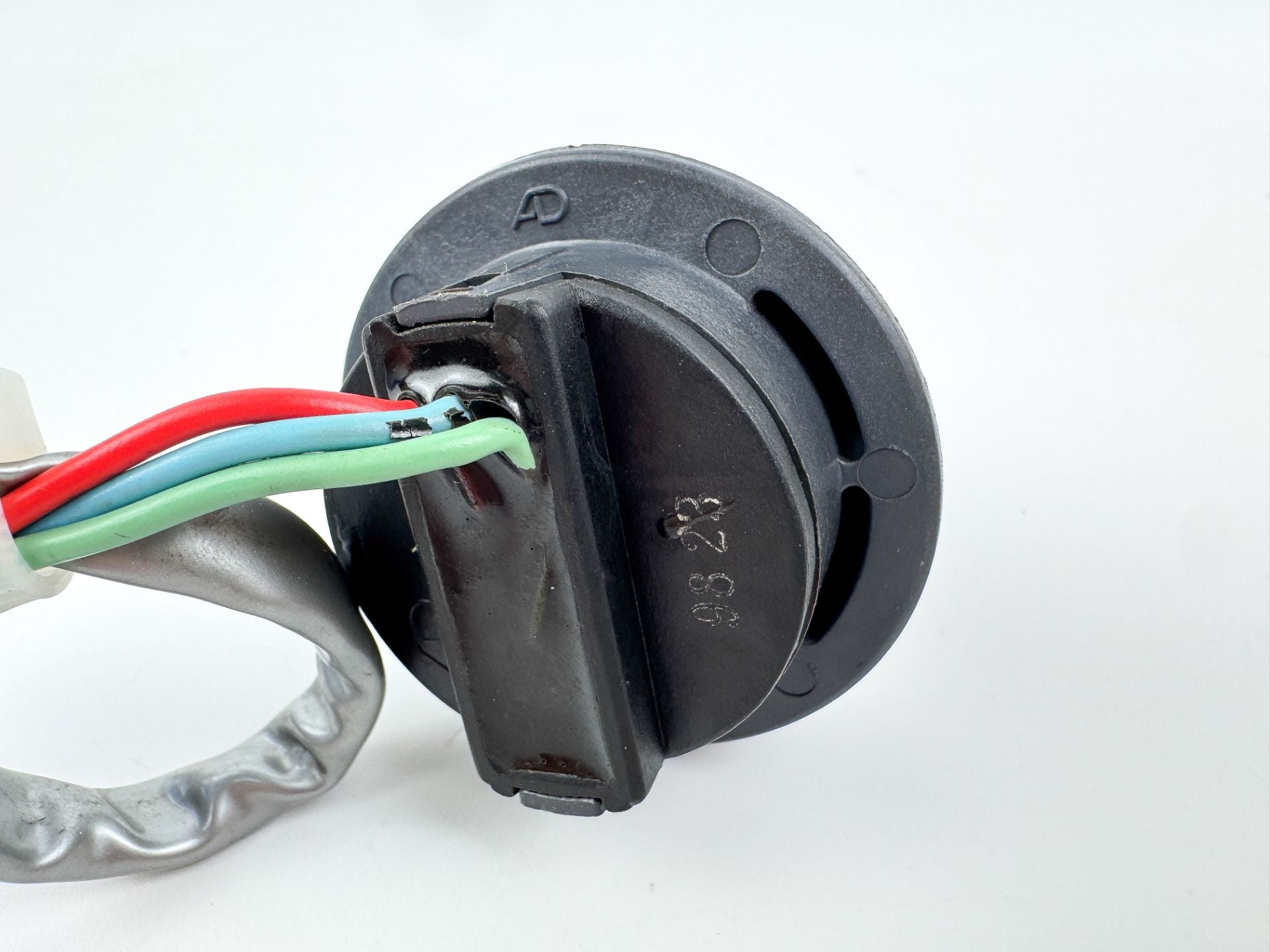 2000 Yamaha 80 HP 4 Stroke Outboard Trim Switch 63D-82563-10-00 OEM