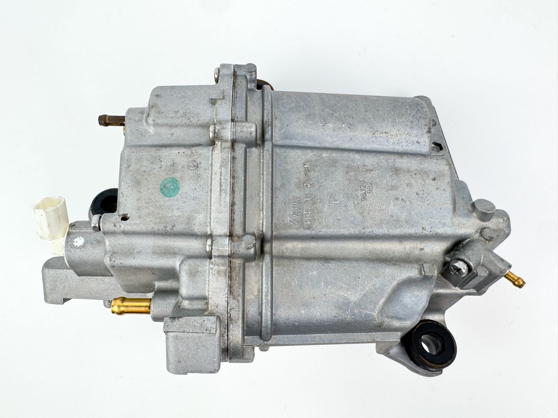 2010 Suzuki 250 HP 4 Stroke Outboard Vapor Separator Tank VST 15600-98J01 OEM