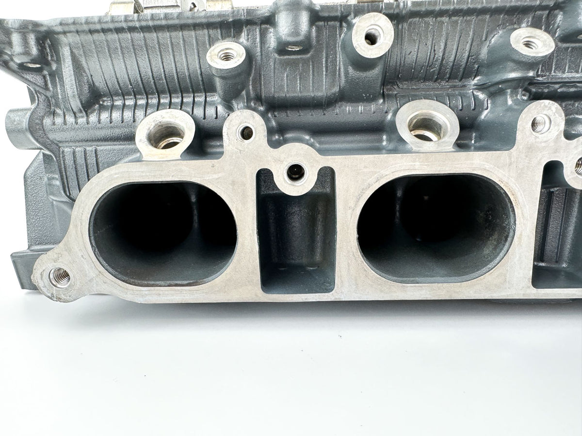 2014 Yamaha 200 HP 4 Stroke Outboard Cylinder Head 6DA-W009A-00-9S OEM
