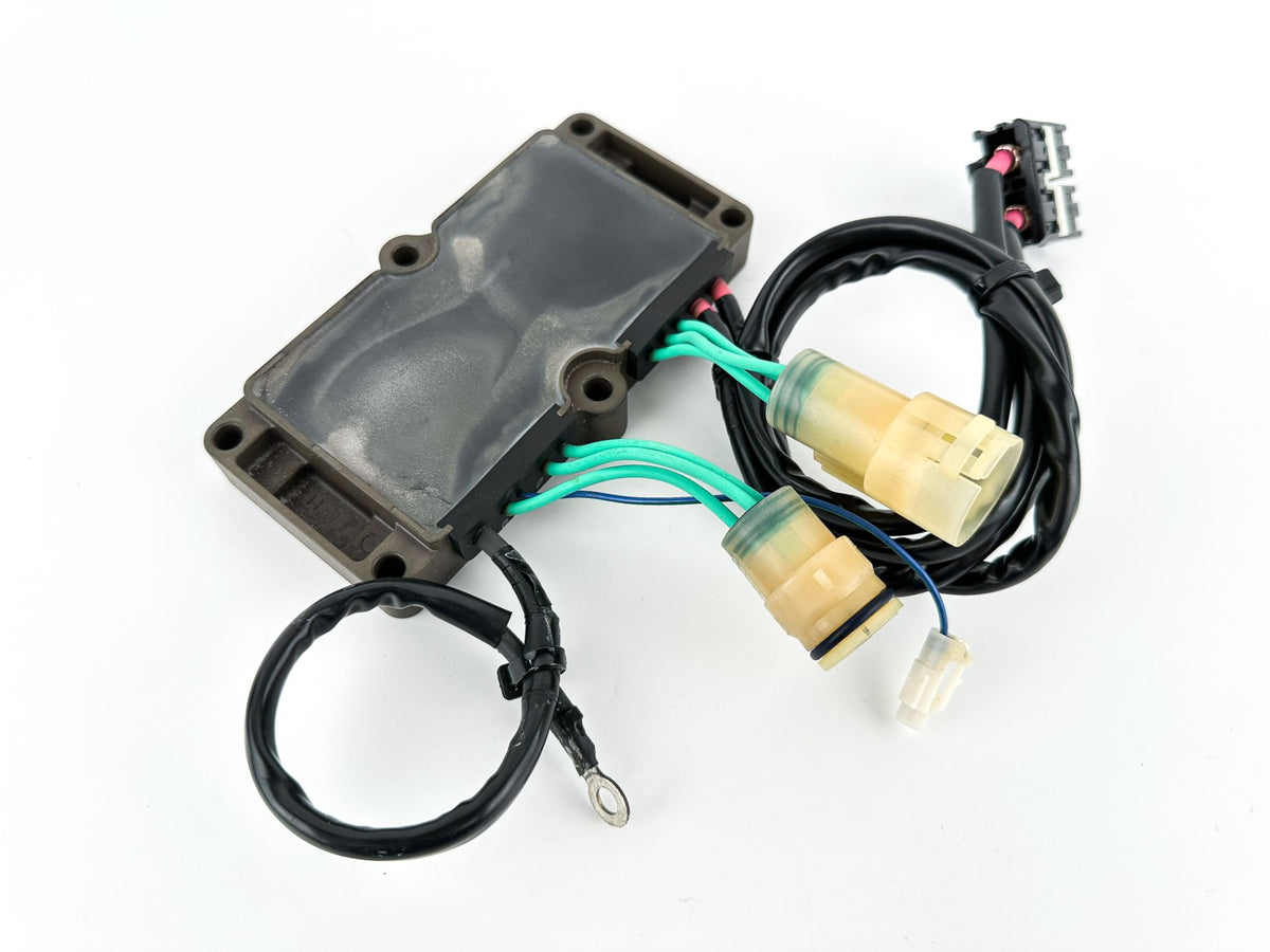 2014 Yamaha 200 HP 4 Stroke Outboard Rectifier & Regulator 6DA-81960-00-00 OEM