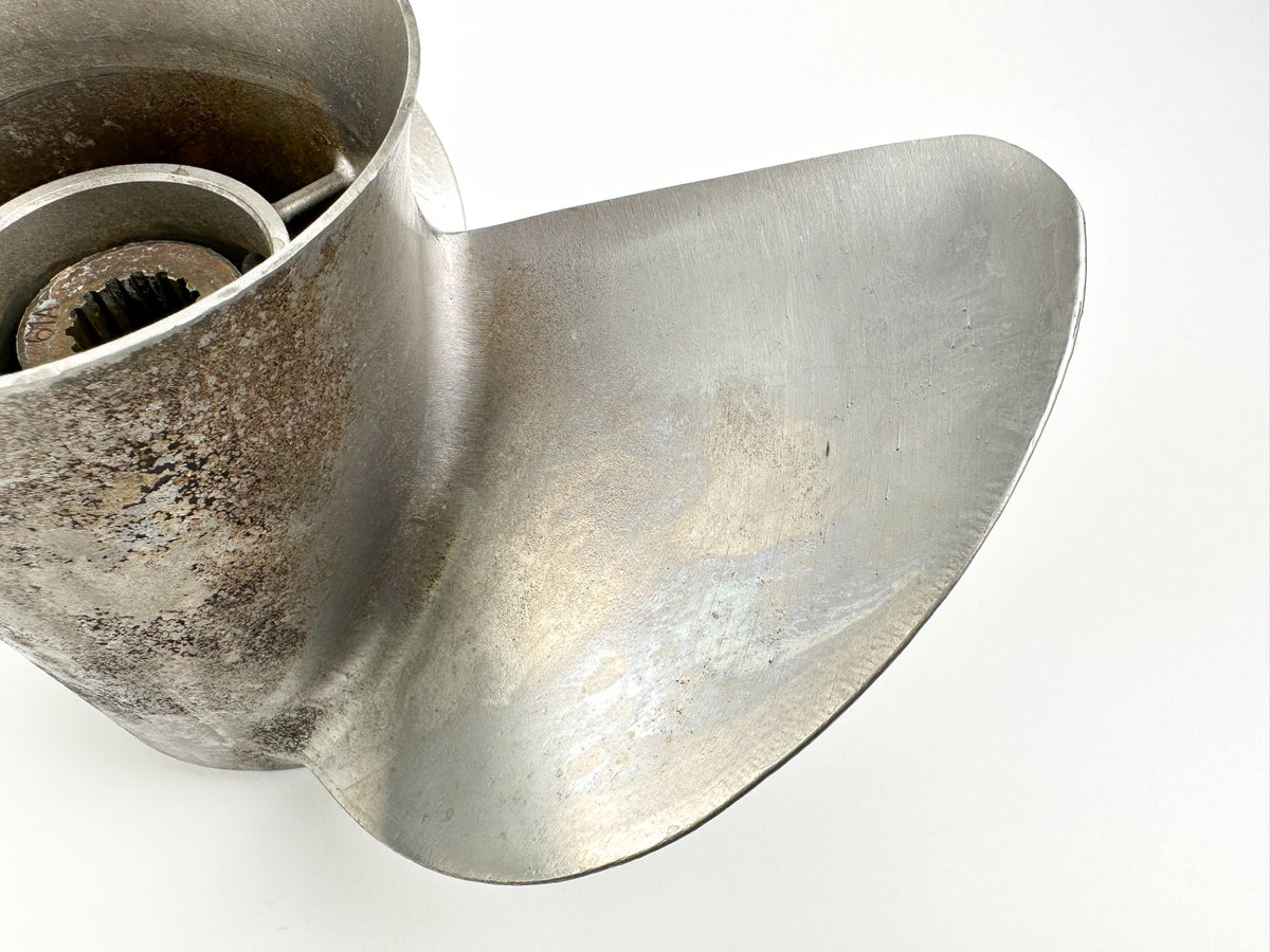 Yamaha Prop Propeller 3 Blade 13 3/4" x 17P - M2 RH