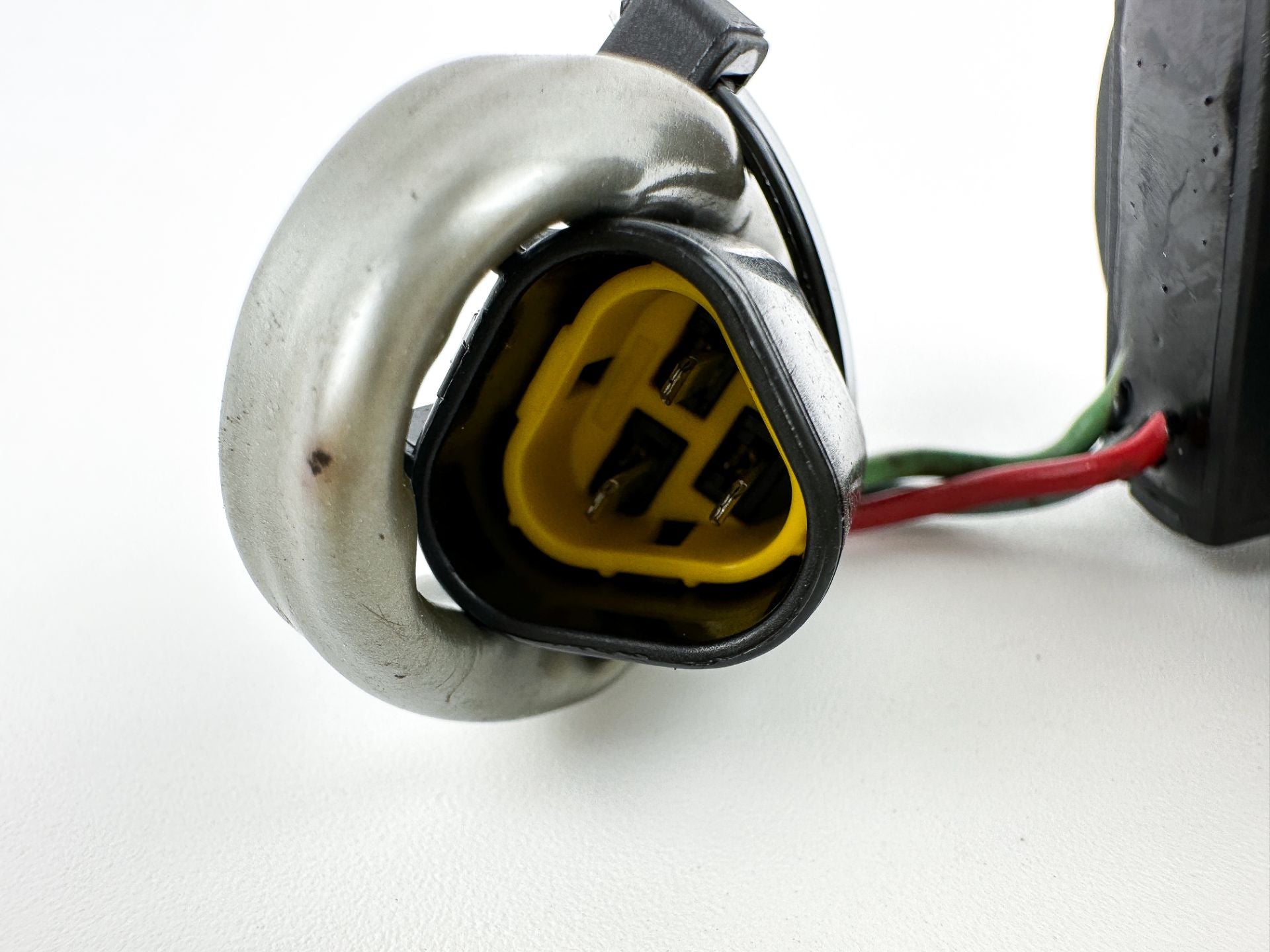2001 Yamaha 115 HP 2 Stroke Outboard Trim Switch 6R3-82563-00-00 OEM