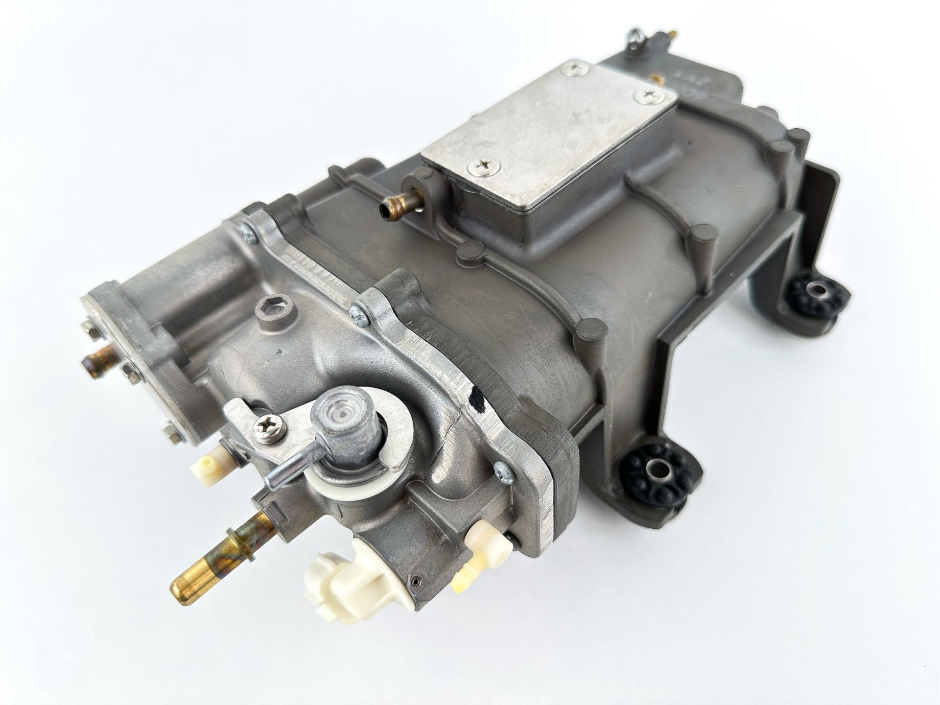 2022 Yamaha 200 HP 4 Stroke Outboard VST Float Chamber Assembly 6DA-14180-03-00 OEM
