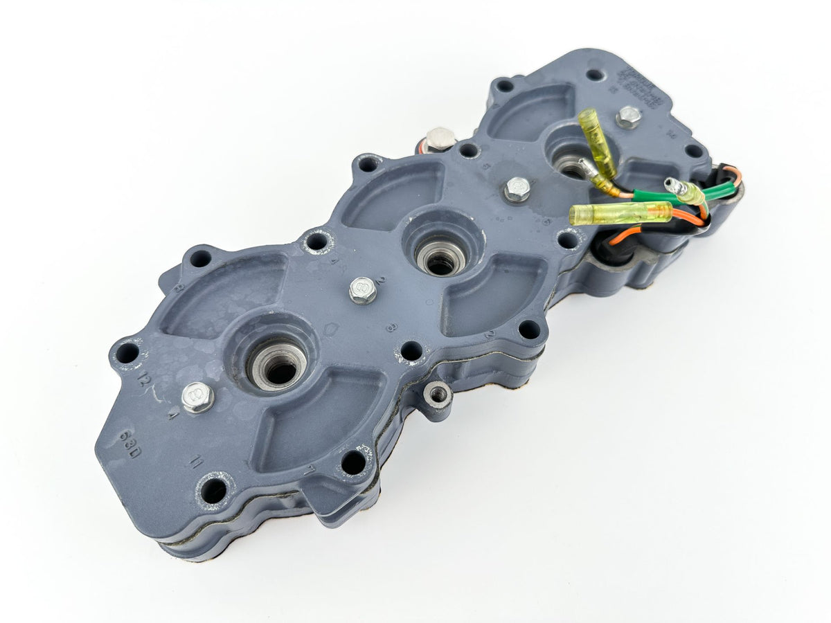 2002 Yamaha 50 HP 2 Stroke Outboard Cylinder Head 63D-11111-00-1S OEM