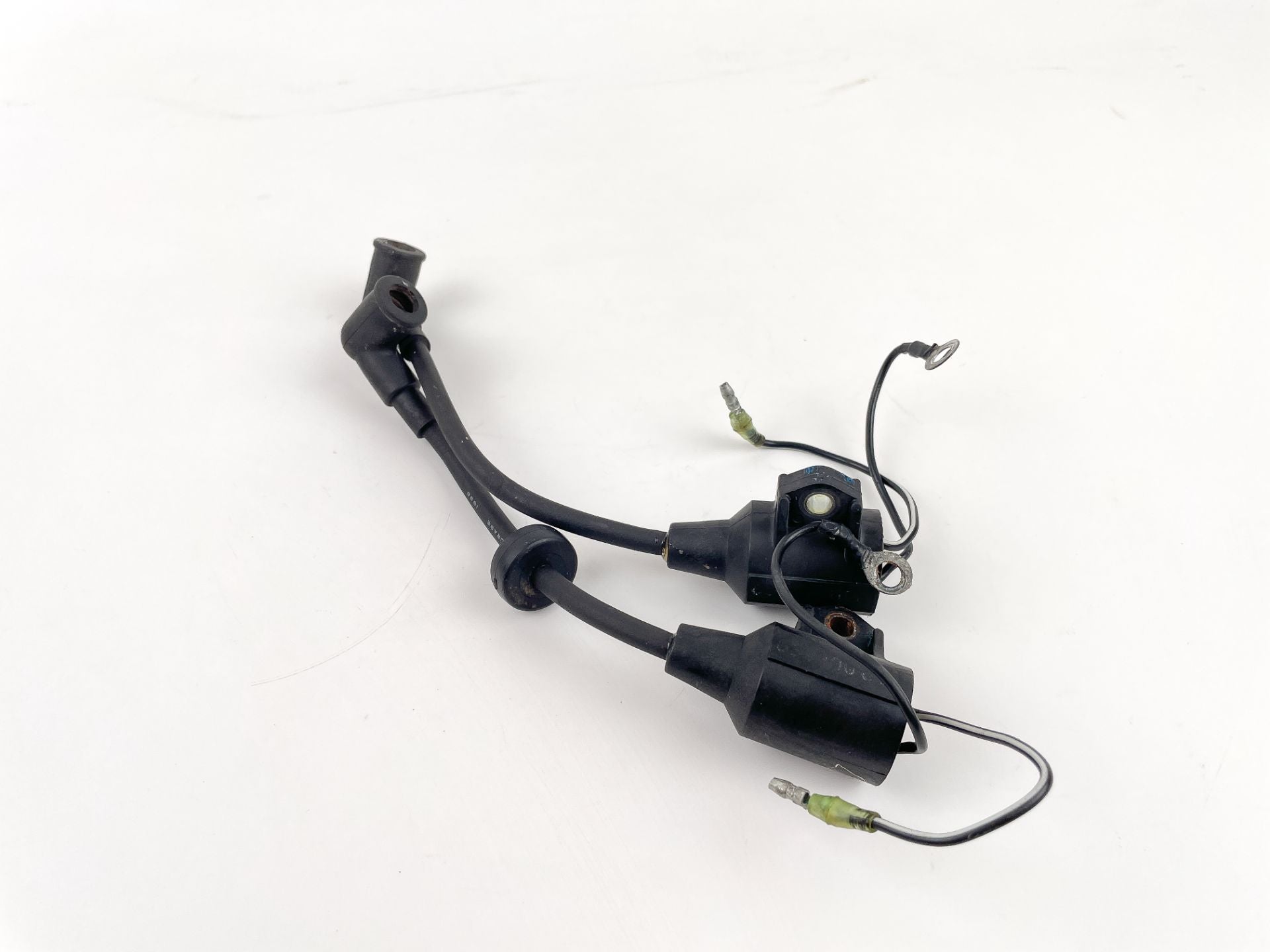 1997 Yamaha 15 HP 2 Stroke Outboard Ignition Coil Set 63V-85570-00-00 OEM