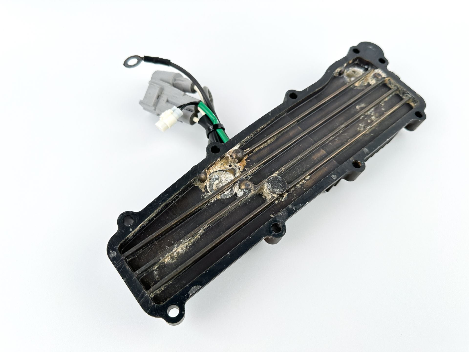 2011 Suzuki 140 HP 4 Stroke Outboard Rectifier & Regulator 32800-90J30 OEM