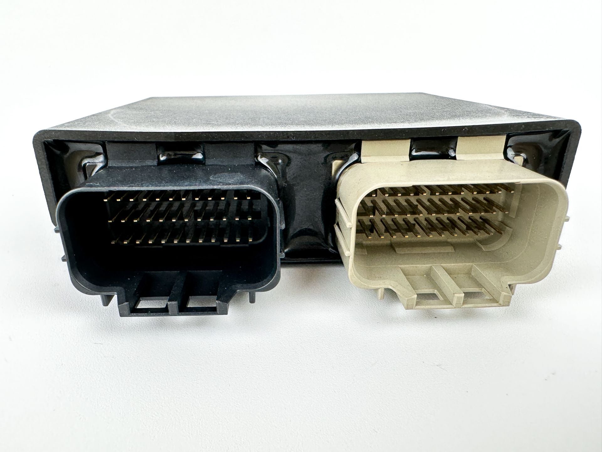 2009 Suzuki 90 HP 4 Stroke Outboard Engine Control Unit ECU 33920-87L30 106 Hours