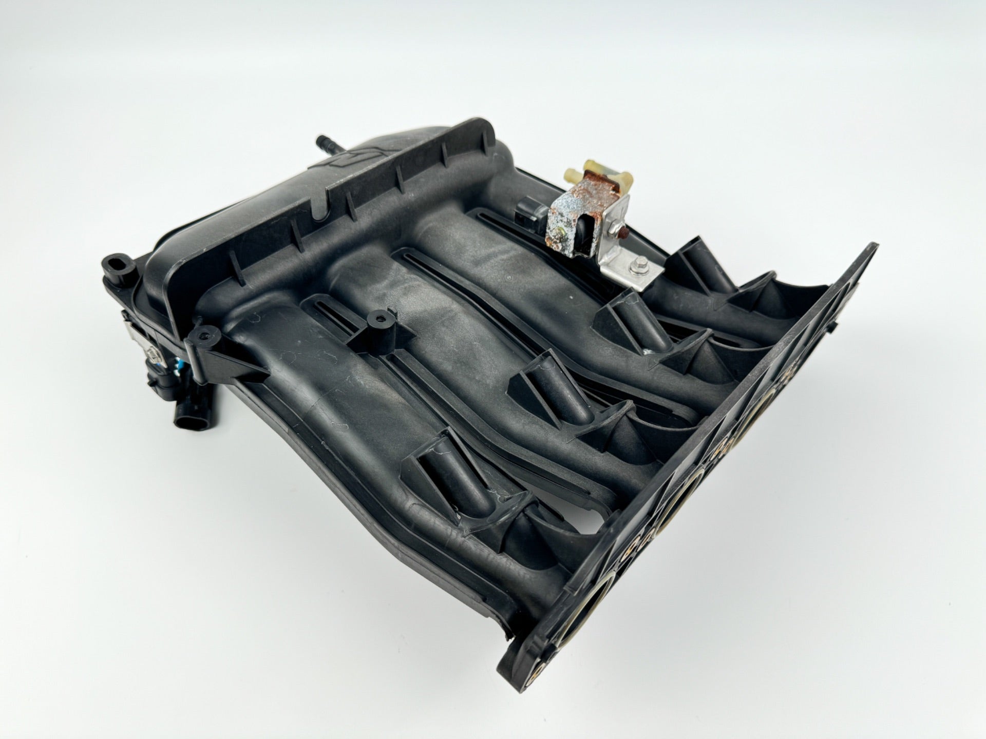 2003 Mercury 60 HP 4 Stroke Outboard Intake Manifold 877829T OEM