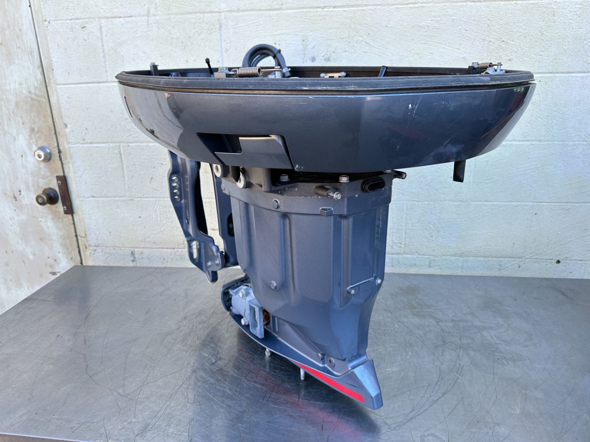 2017 Yamaha 250 HP 4 Stroke VMAX Outboard Complete Midsection & Swivel Bracket OEM