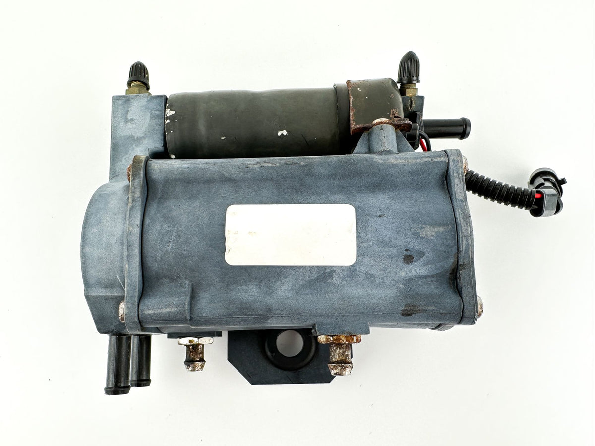 2017 Evinrude 115 HP 2 Stroke Outboard Vapor Separator Tank VST 5006084 OEM