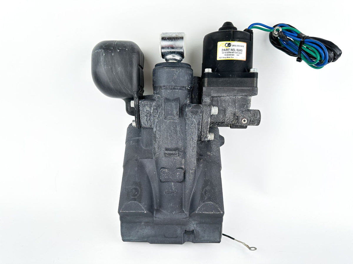 Yamaha F115 115 HP 4 Stroke Outboard Power Trim Tilt Unit 68V-43800-01-4D OEM