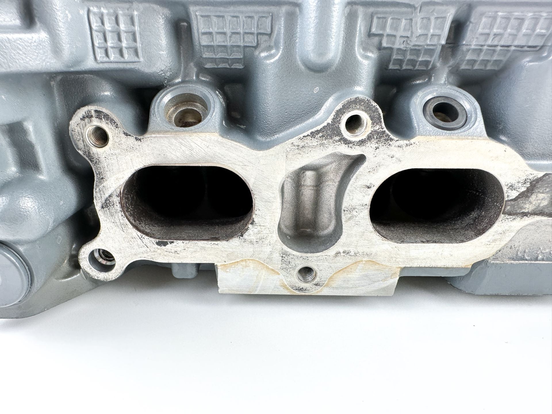 2005 Suzuki 115 HP 4 Stroke Outboard Cylinder Head 11100-90J11 OEM