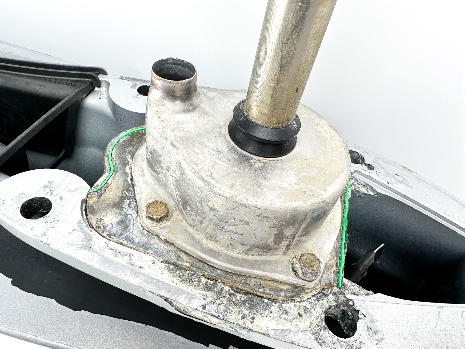 Mercury V8 Outboard 25" XL Cambered Lower Unit Gear Case LH Counter 1.85:1