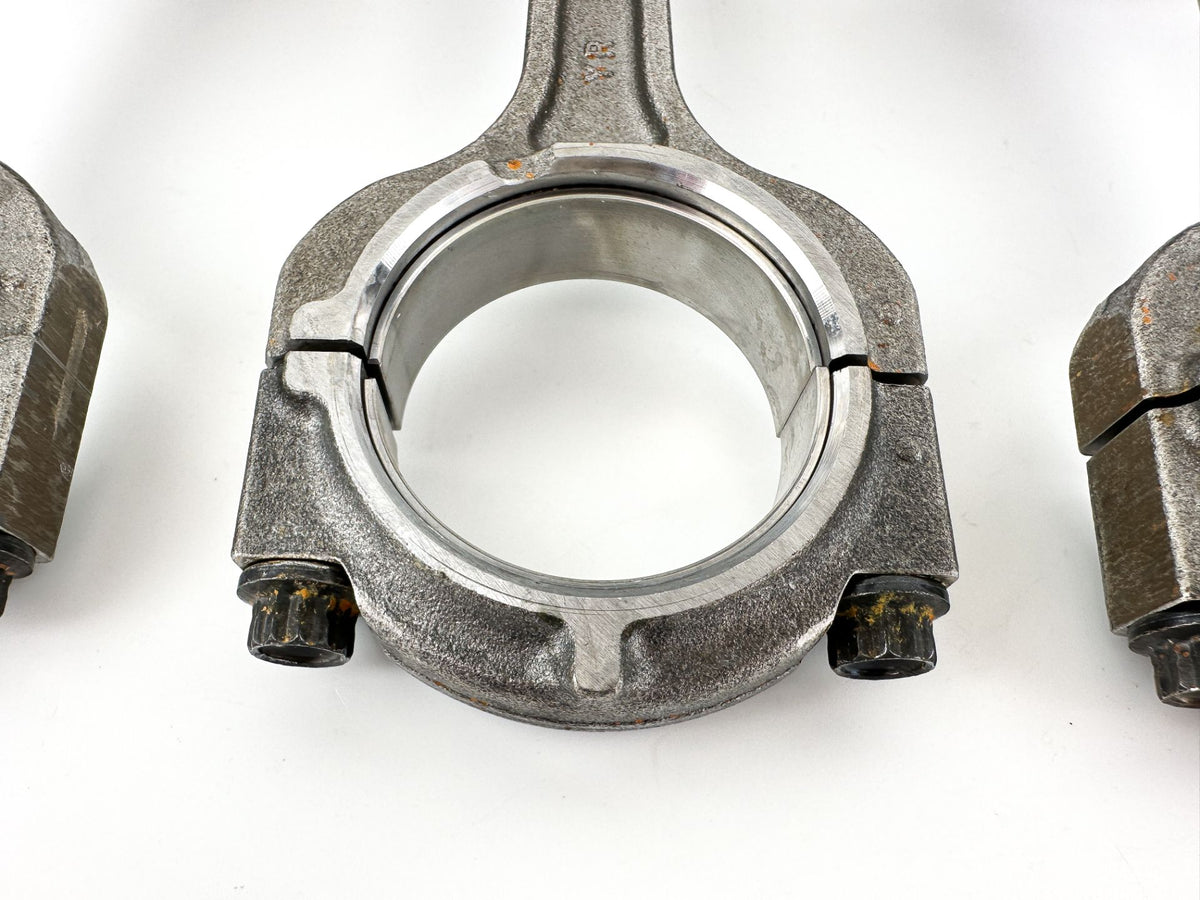 2017 Yamaha 150 HP 4 Stroke Outboard Piston W/ Connecting Rod 63P-11631-10-93 OEM
