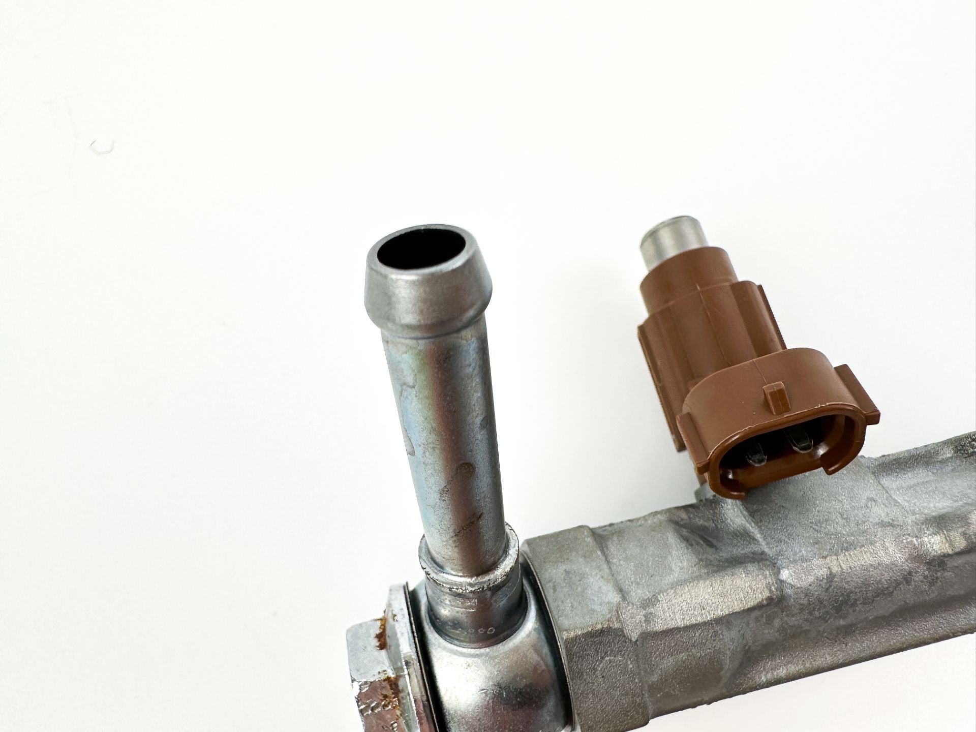 2016 Suzuki 175 HP 4 Stroke Outboard Fuel Injector Set W/ Rail 15710-96J00 Tested