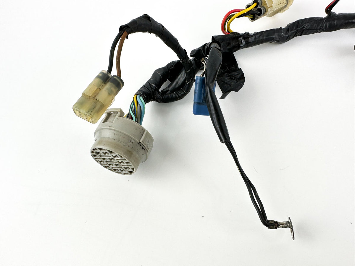 1996 Honda 50 HP 4 Stroke Outboard Engine Wire Harness 32520-ZV5-820 OEM