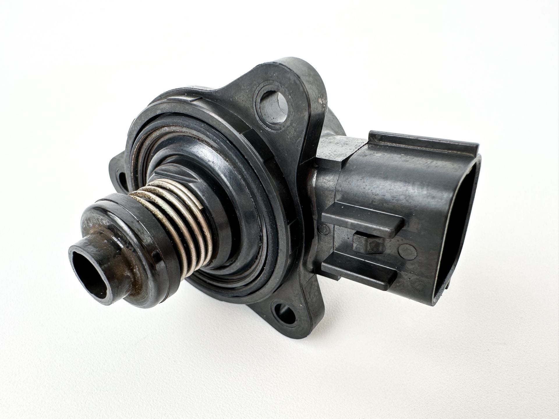 2015 Yamaha 150 HP 4 Stroke Outboard Idle Speed Control Valve ISC IAC 63P-1312A-01-00 OEM