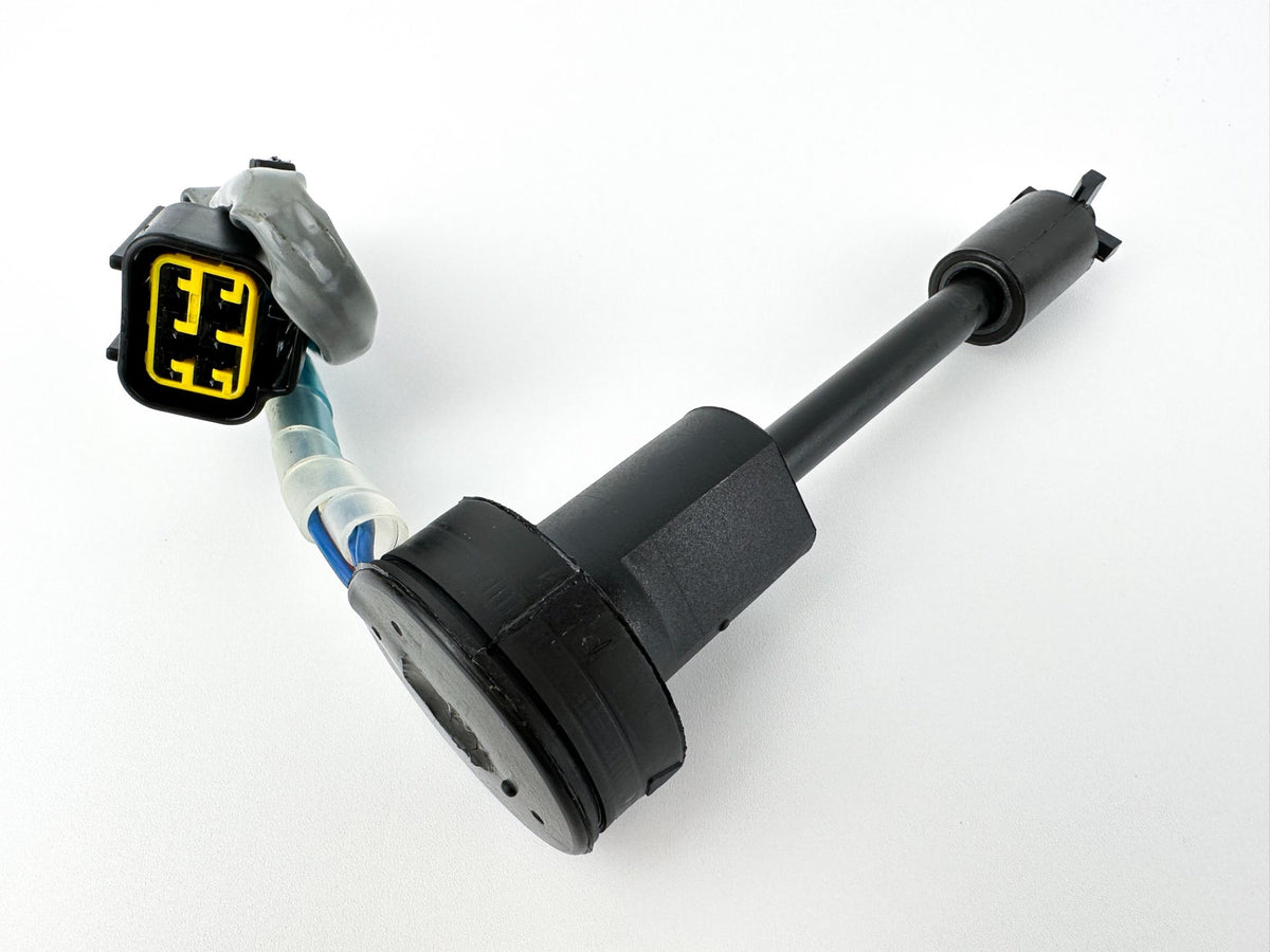 2002 Yamaha 200 HP 2 Stroke Outboard Oil Level Sensor 67H-85730-01-00 OEM