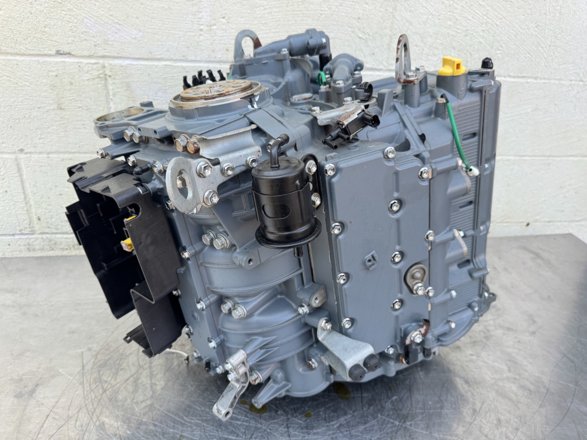 2010 Suzuki 250 HP 4 Stroke Outboard Engine Powerhead Assembly 189 Hours