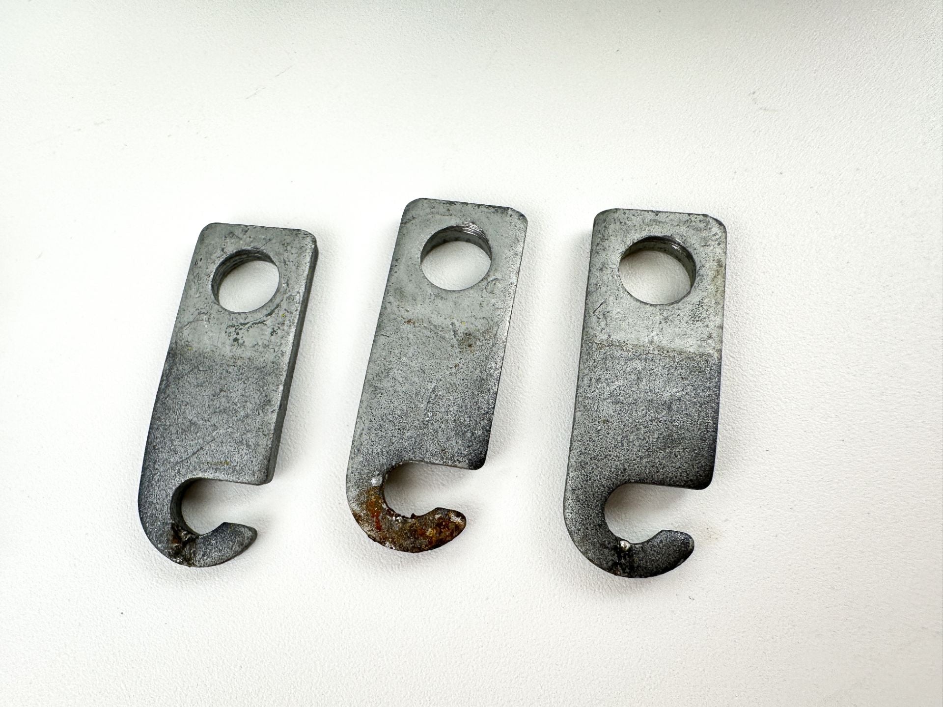 2007 Yamaha 250 HP 4 Stroke Outboard Latch Handle Set 69J-42816-00-8D OEM