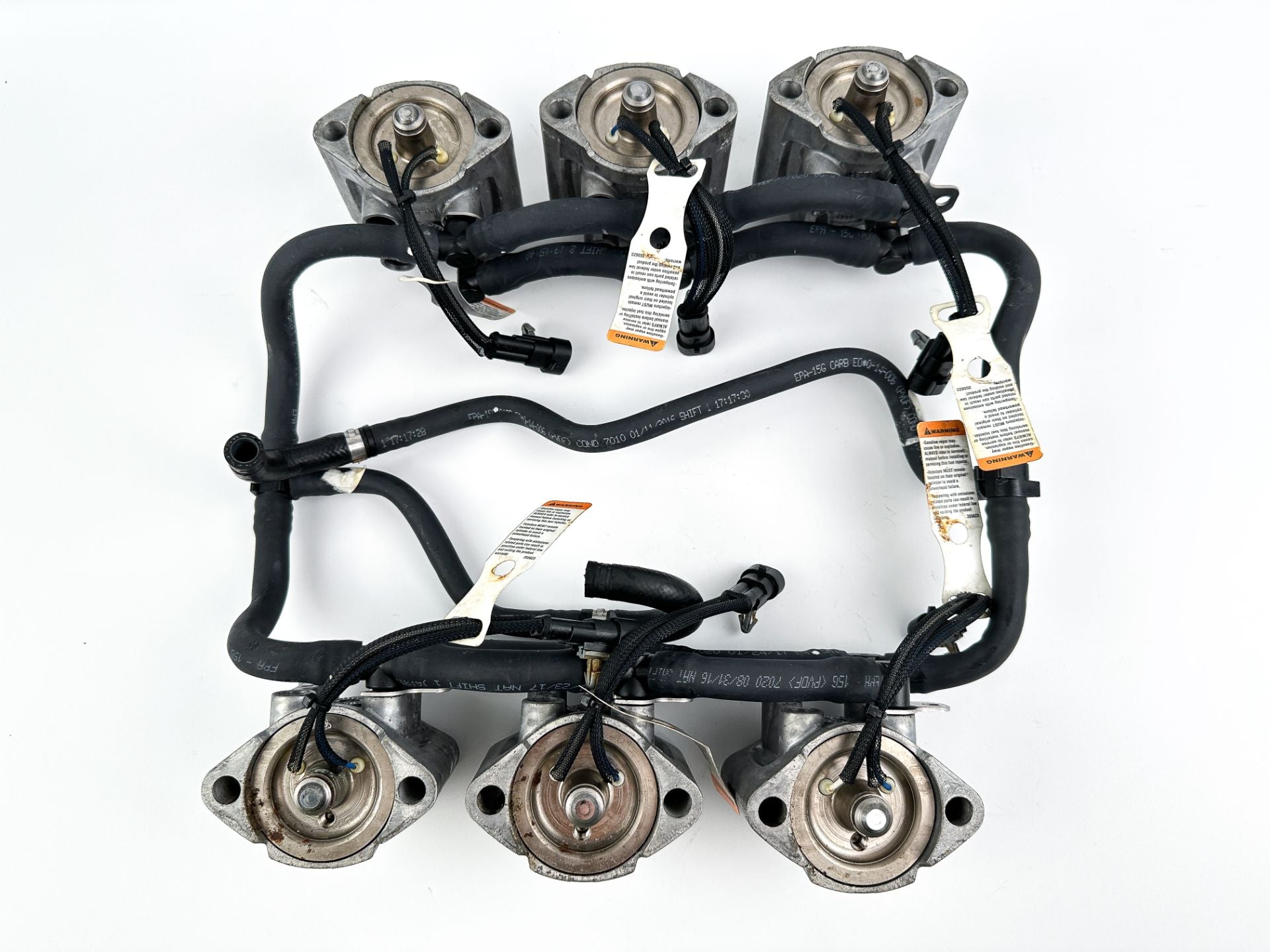 2017 Evinrude 200 HP 2 Stroke Etec Outboard Fuel Injector Set W/ Rail 5007765