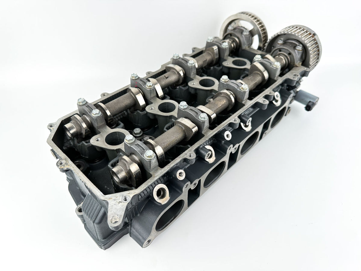 2014 Yamaha 200 HP 4 Stroke Outboard Cylinder Head 6DA-W009A-00-9S OEM