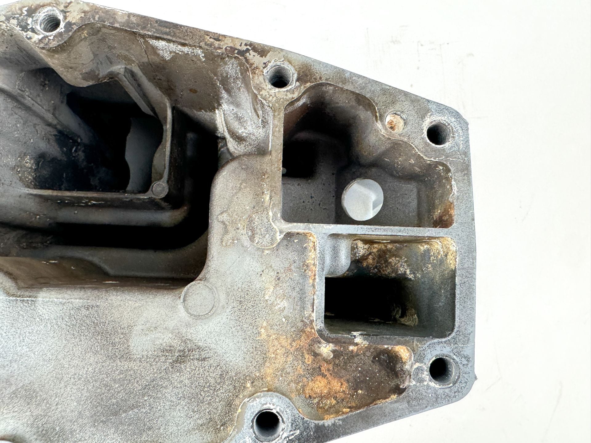 2019 Suzuki 150 HP 4 Stroke Outboard Oil Pan 11501-96J03-YAY OEM