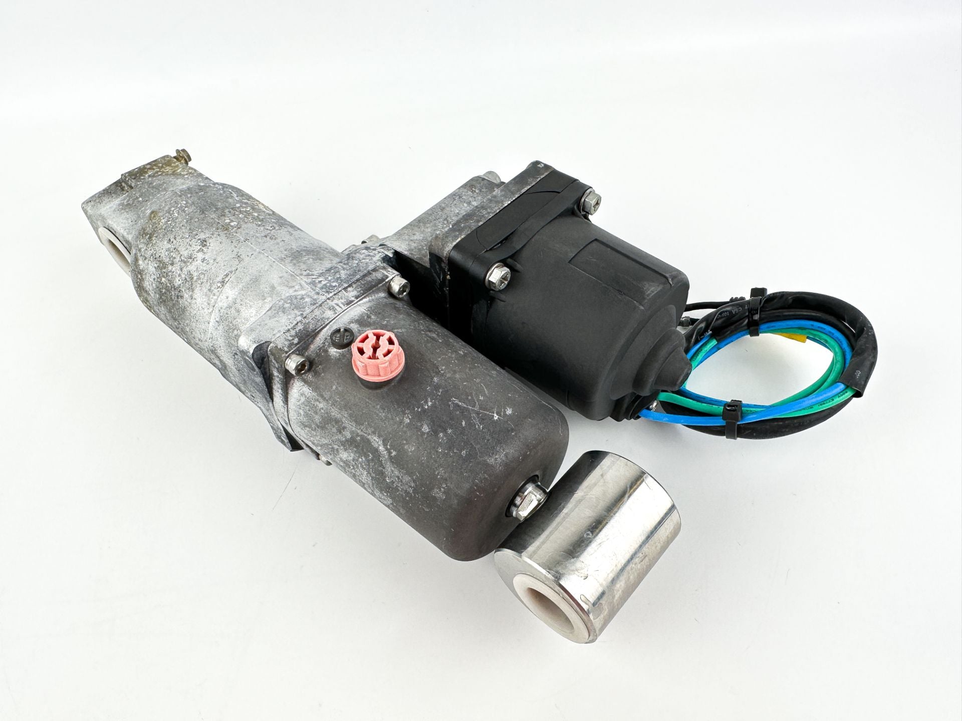 Johnson Evinrude Suzuki DF 70 90 115 HP Outboard Engine Tilt Trim Unit Assembly