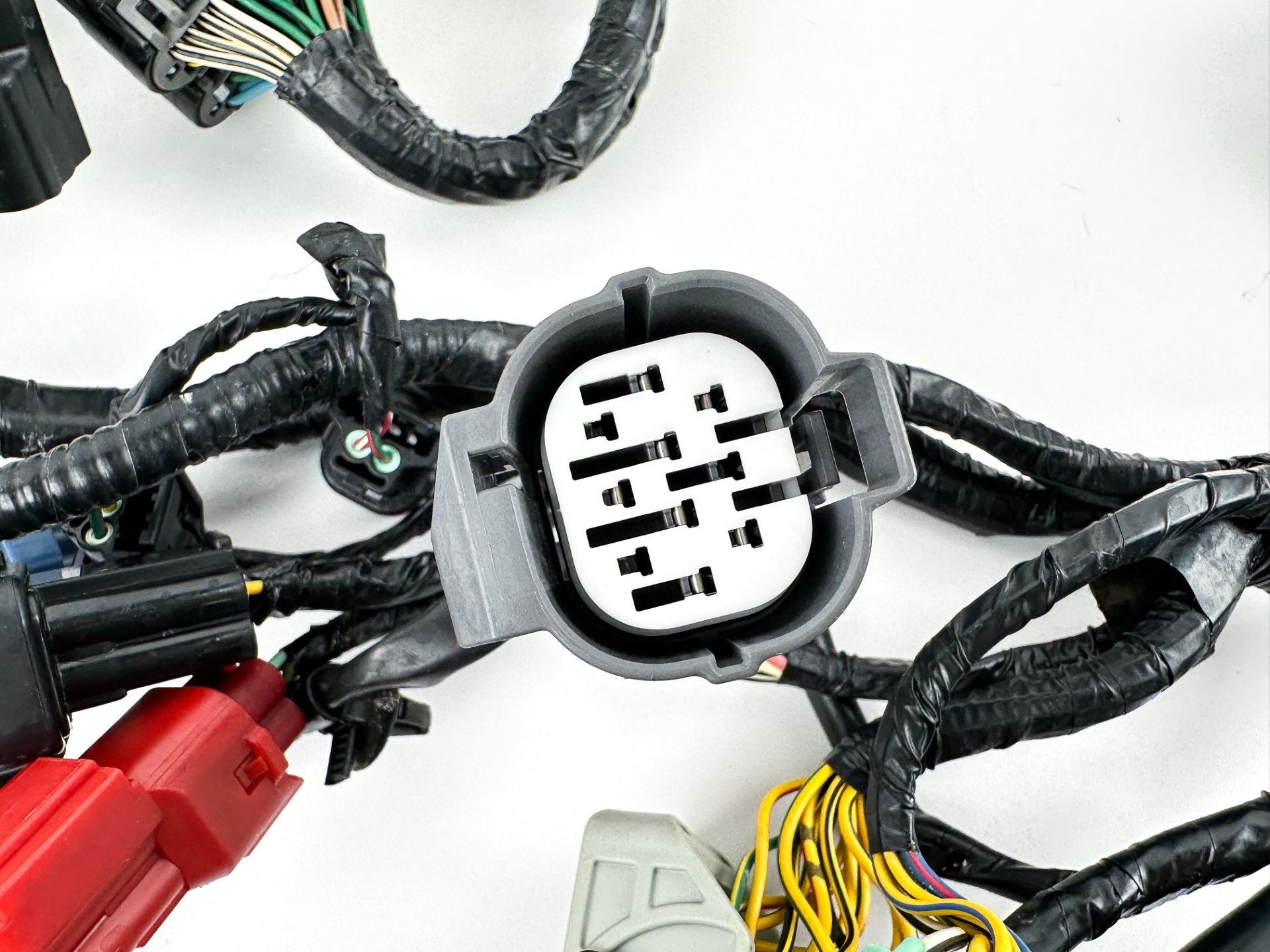2011 Honda 135 HP 4 Stroke Outboard Engine Wire Harness 32100-ZY5-050 OEM