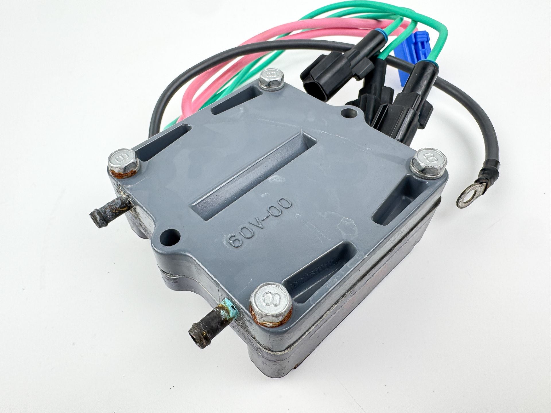 2005 Yamaha 300 HP HPDI 2 Stroke Outboard Rectifier & Regulator 60V-81960-01-00 OEM