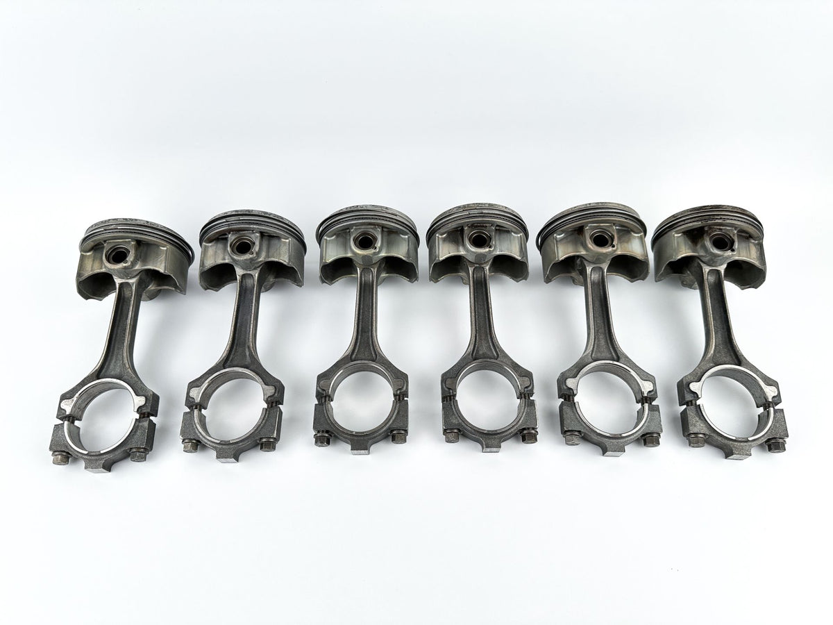 2003 Yamaha 225 HP 4 Stroke Outboard Piston & Connecting Rod Set 69J-11631-00-B0 OEM