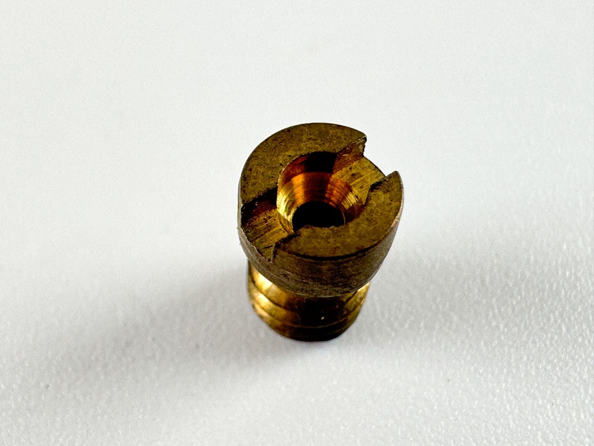 Evinrude Johnson New Old OEM Orifice Plug No. 57 0325869