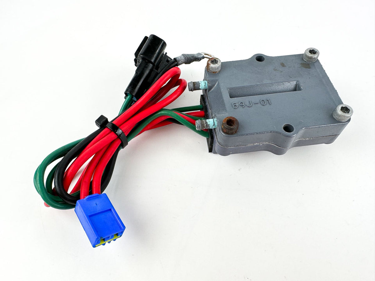 2004 Yamaha 150 HP 2 Stroke Outboard Rectifier & Regulator 68F-81960-01-00 OEM