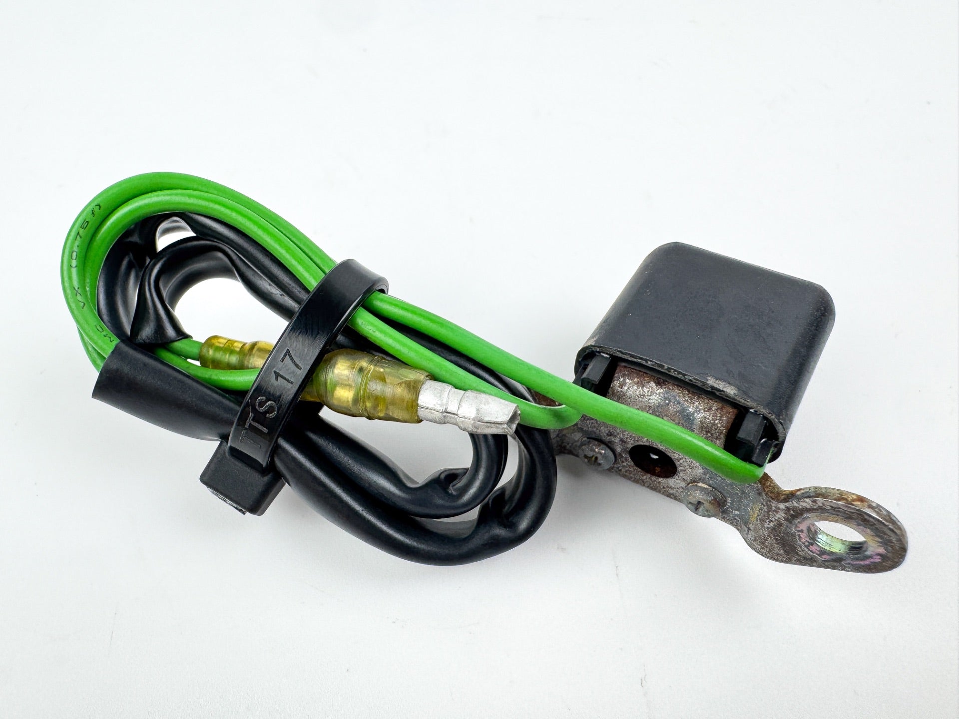 1999 Yamaha 200 HP 2 Stroke Outboard Crankshaft Position Sensor CPS 6R5-85895-01-00 OEM
