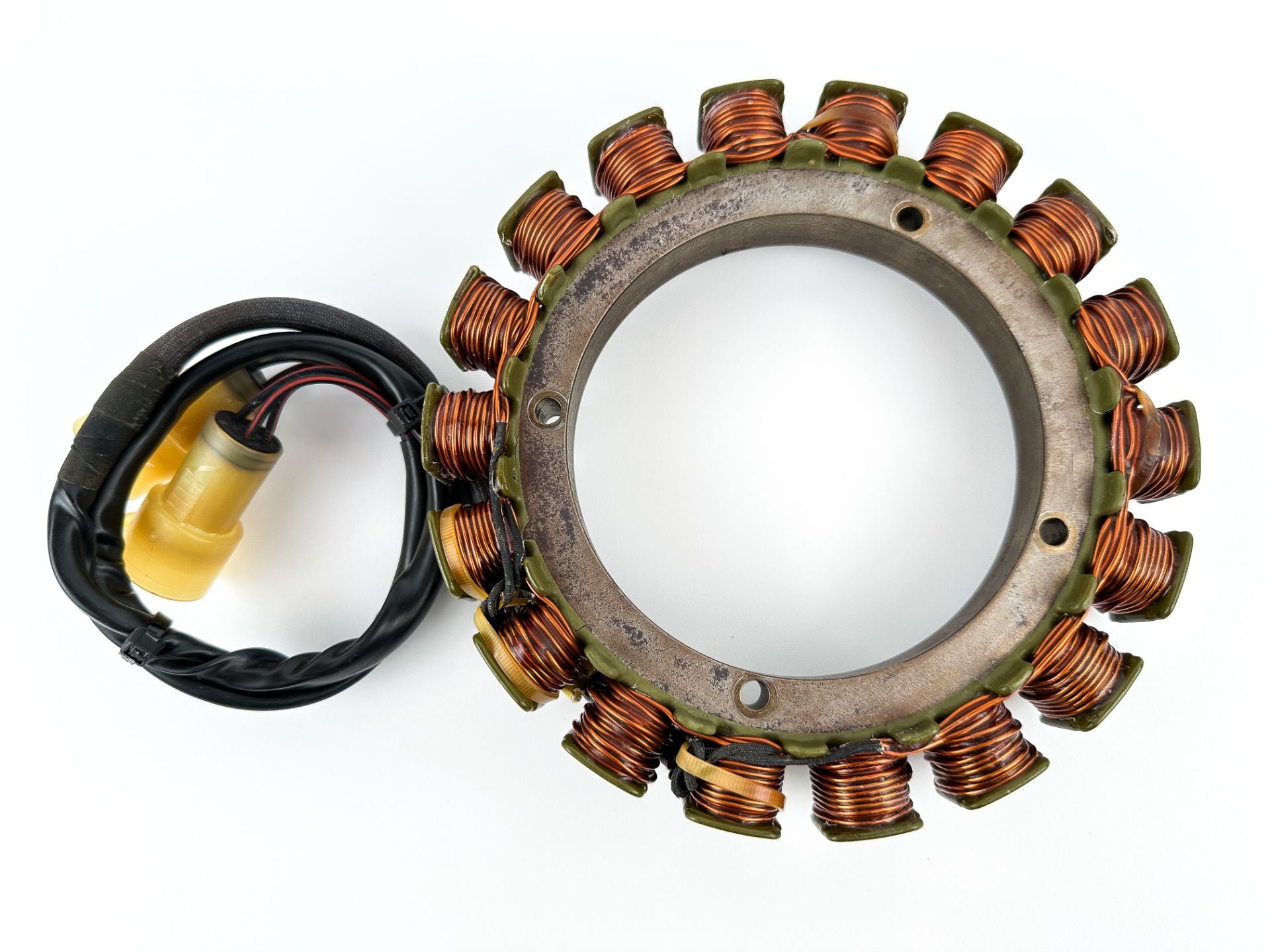 2006 Suzuki 225 HP 4 Stroke Outboard Stator Charging Coil 32120-93J10 OEM