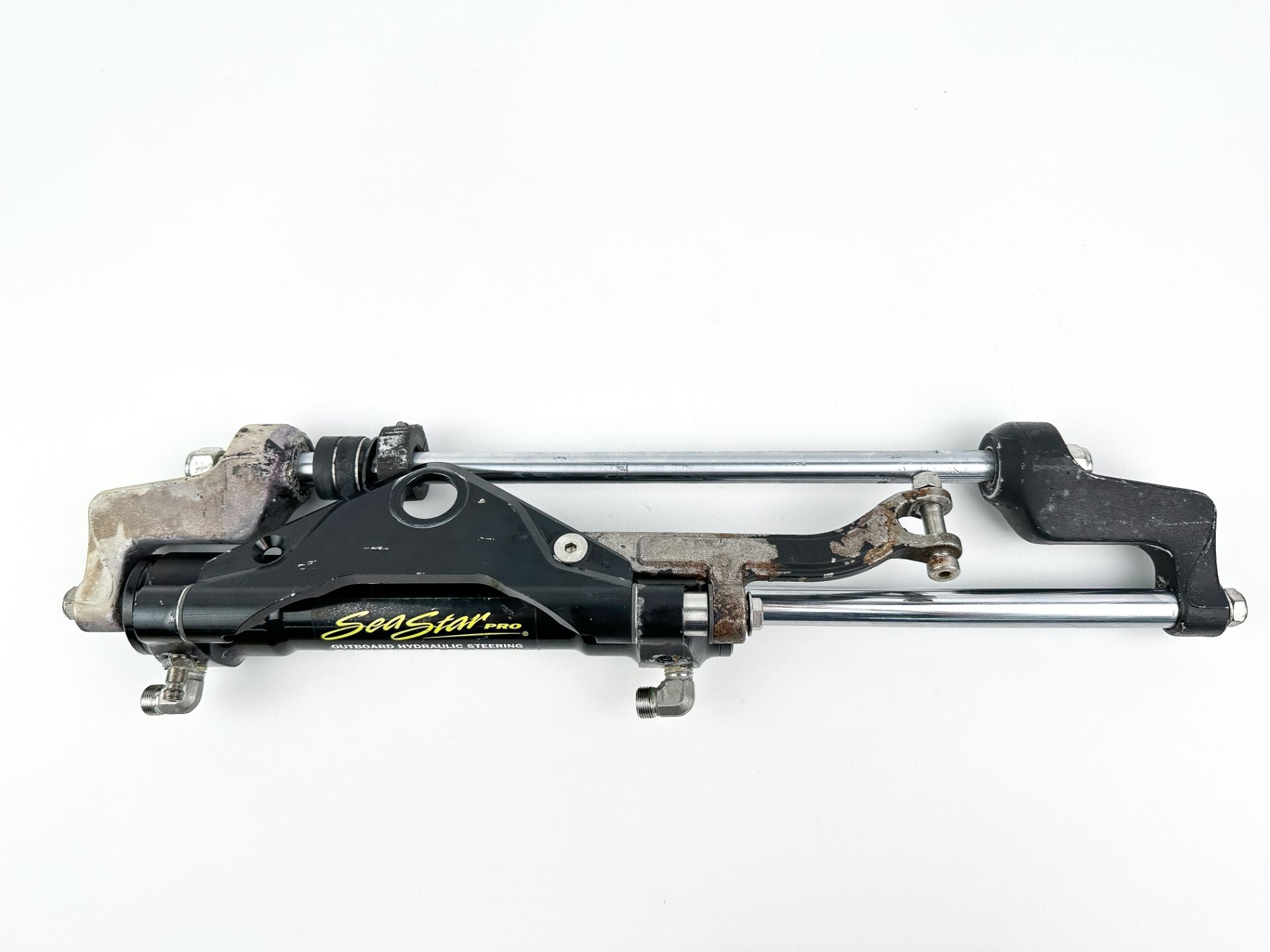 SeaStar Pro Outboard Hydraulic Steering Cylinder Front Mount Assembly HC6358