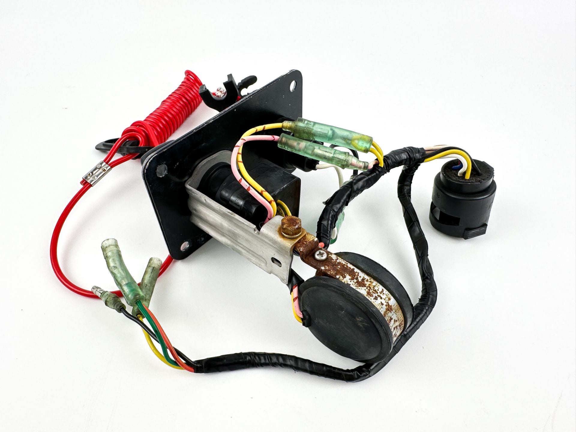 Yamaha Outboard Single Engine Key Switch & Key