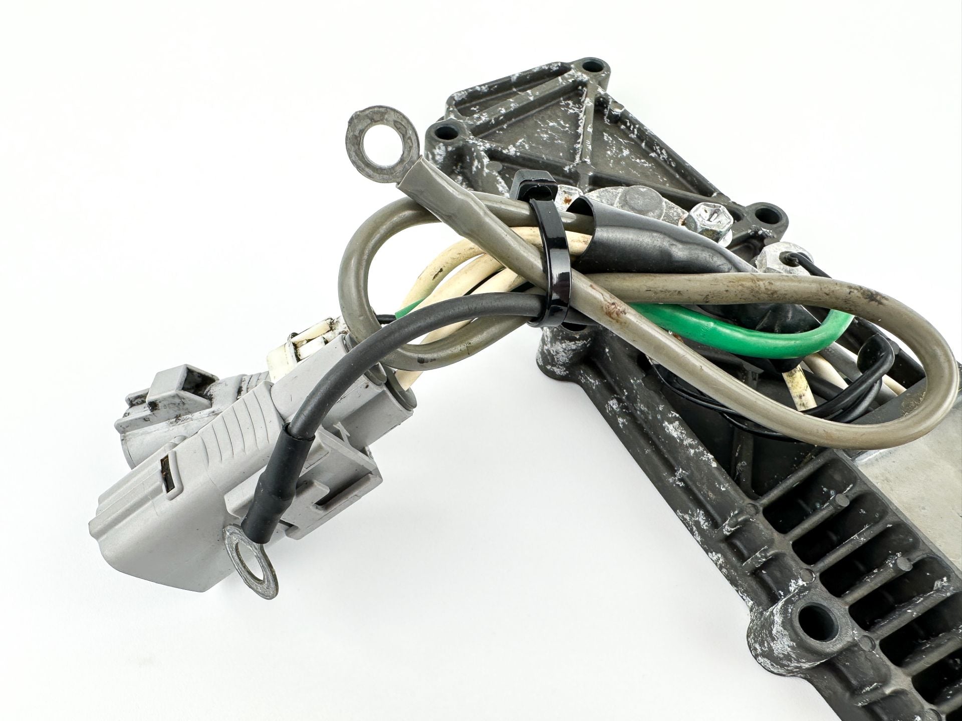 2013 Suzuki 140 HP 4 Stroke Outboard Rectifier & Regulator 32800-92J00 OEM