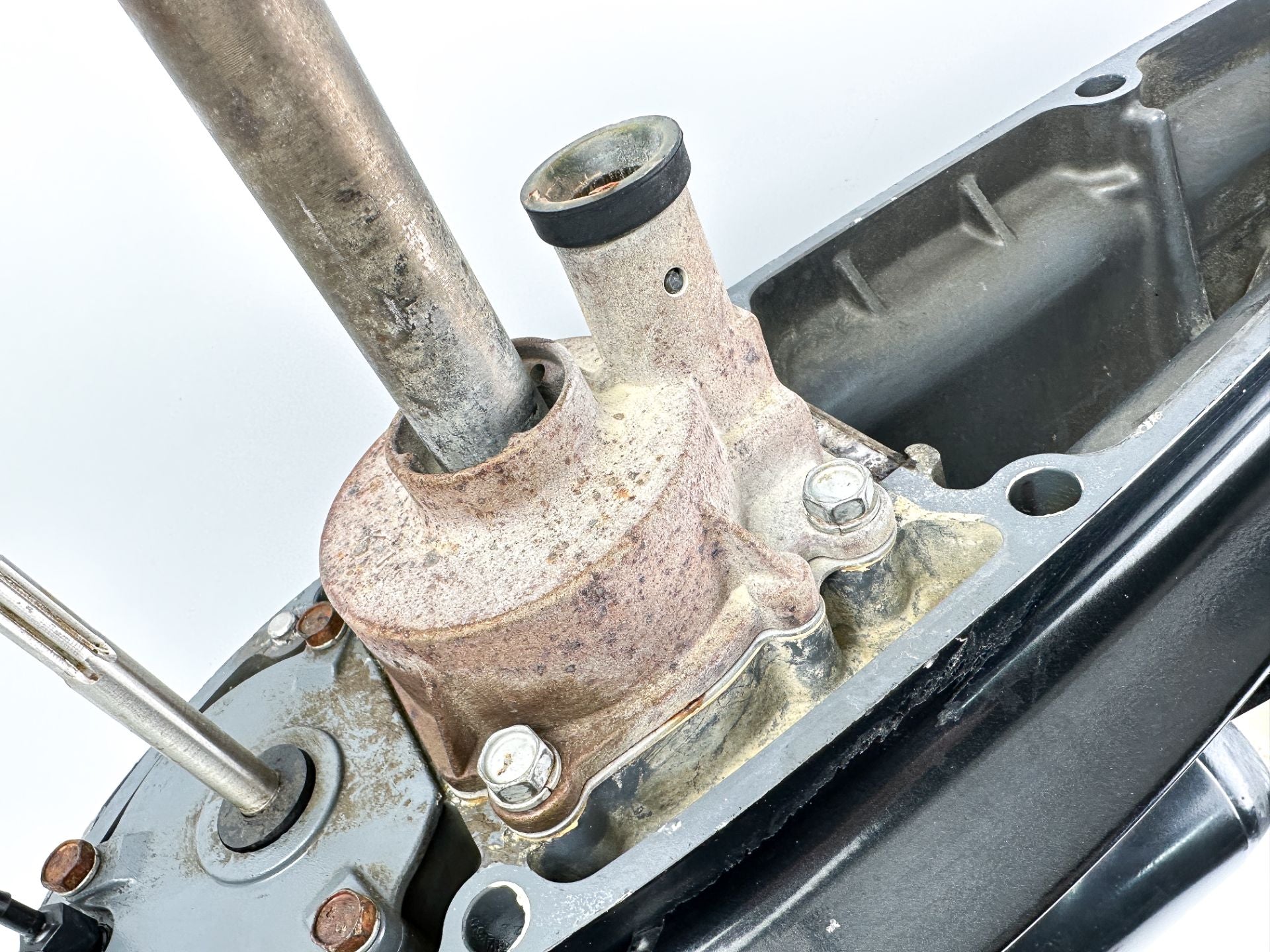 2001-18 Suzuki 115 140 HP 4 Stroke Outboard 25" XL Long Lower Unit Gear Case