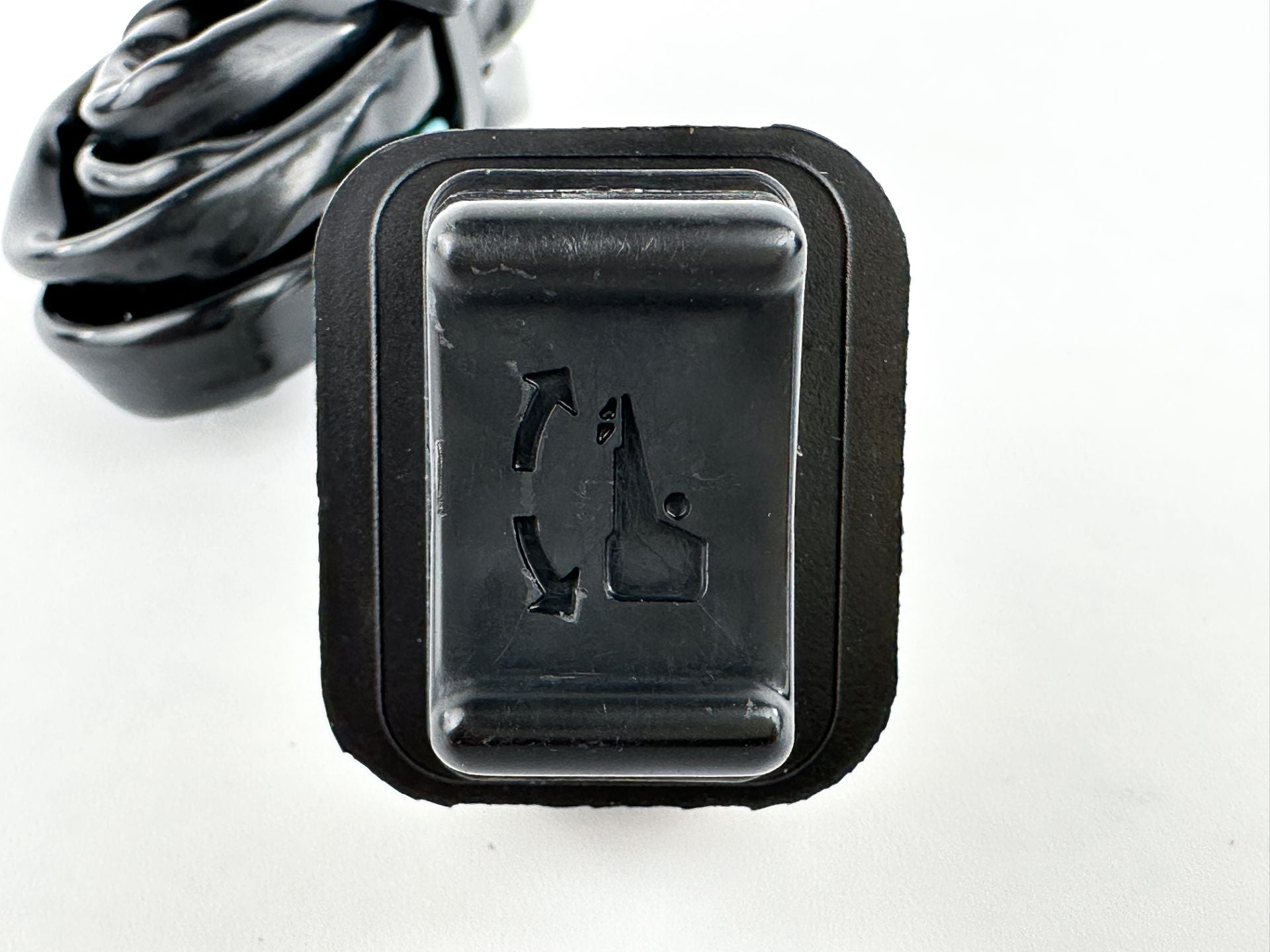 2013 Yamaha 350 HP 4 Stroke Outboard Trim Switch 6AW-82563-00-00 OEM