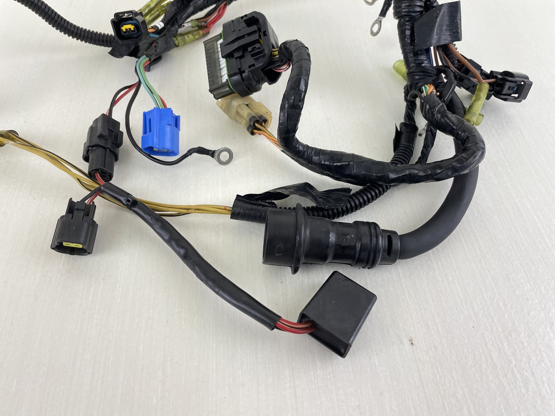 2002 Yamaha 30HP F30 Outboad Engine Wire Harness 67C-82590-20-00