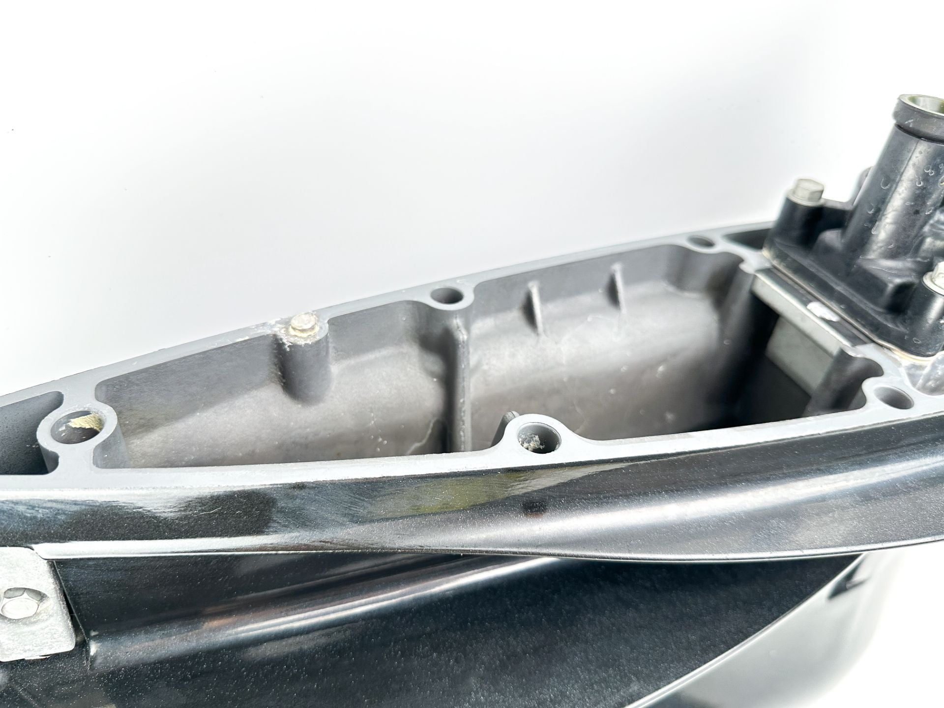 2001-18 Suzuki 115 140 HP 4 Stroke Outboard 20" Long Lower Unit Gear Case